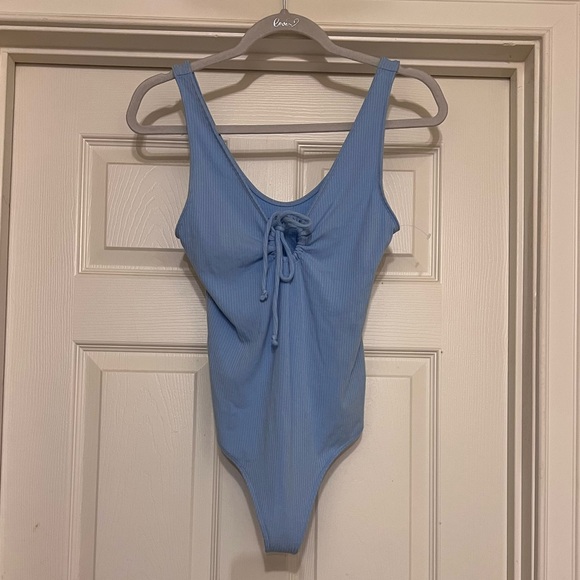 Abercrombie Bodysuit Lot Size Small - Picture 5 of 10